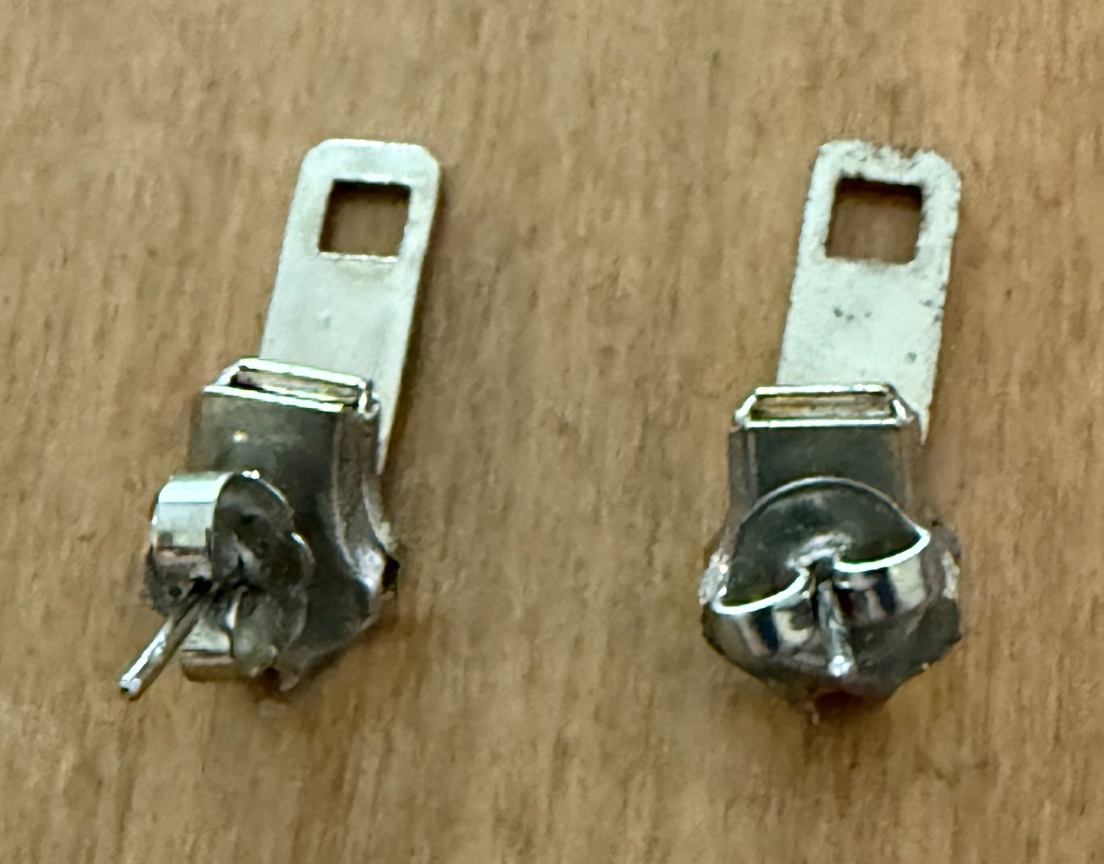 PAK Silver Zoned Zipper Earrings – See Description