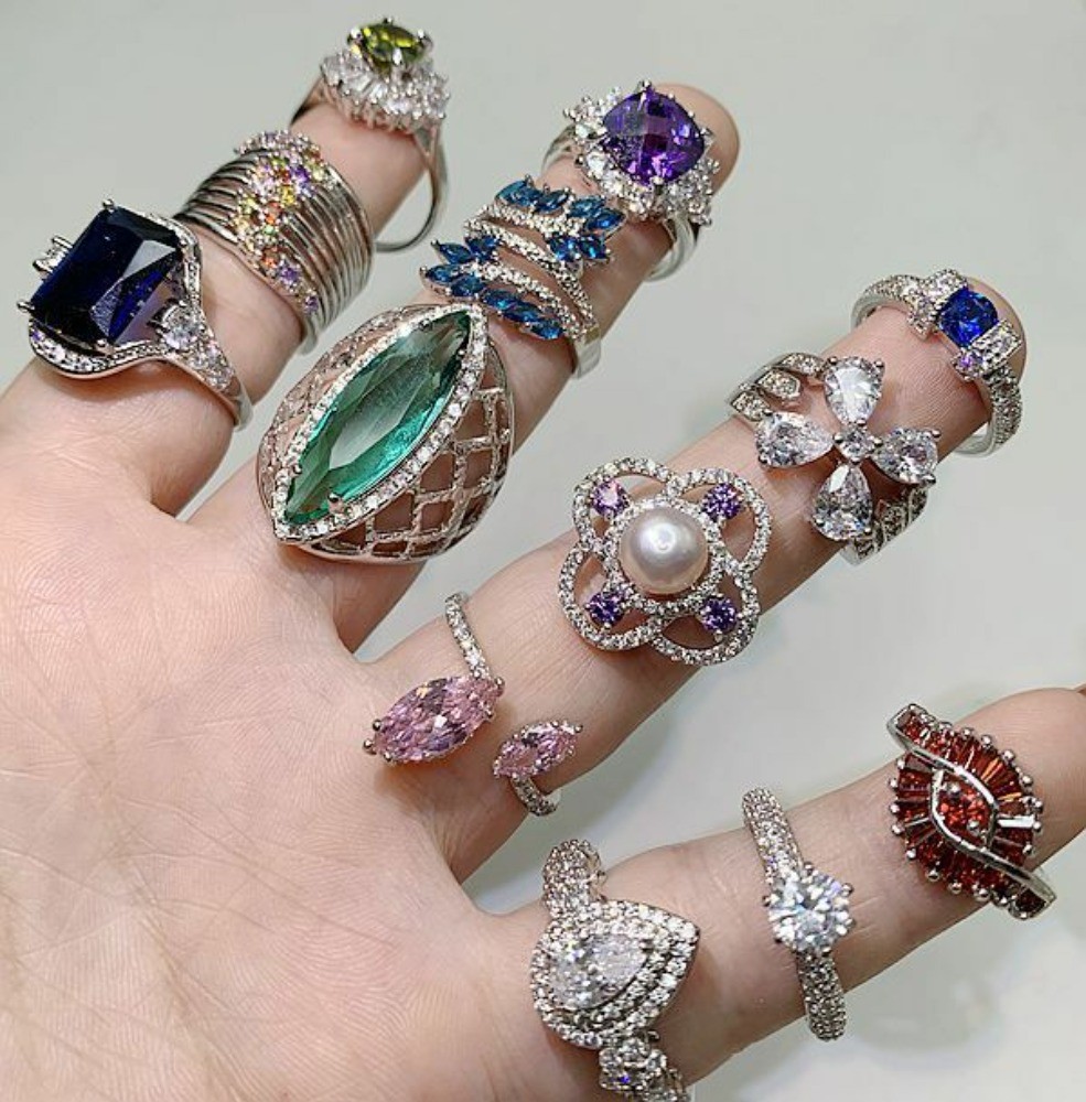25/50/100/200Pcs Wholesale Mixed Rings Bulk Finger Gemstones Crystal Jewelry Lot