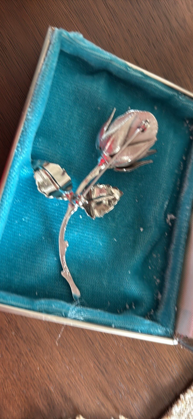 Giovanni Signed Silver Tone Metal Flower Brooch Pin, No Stone