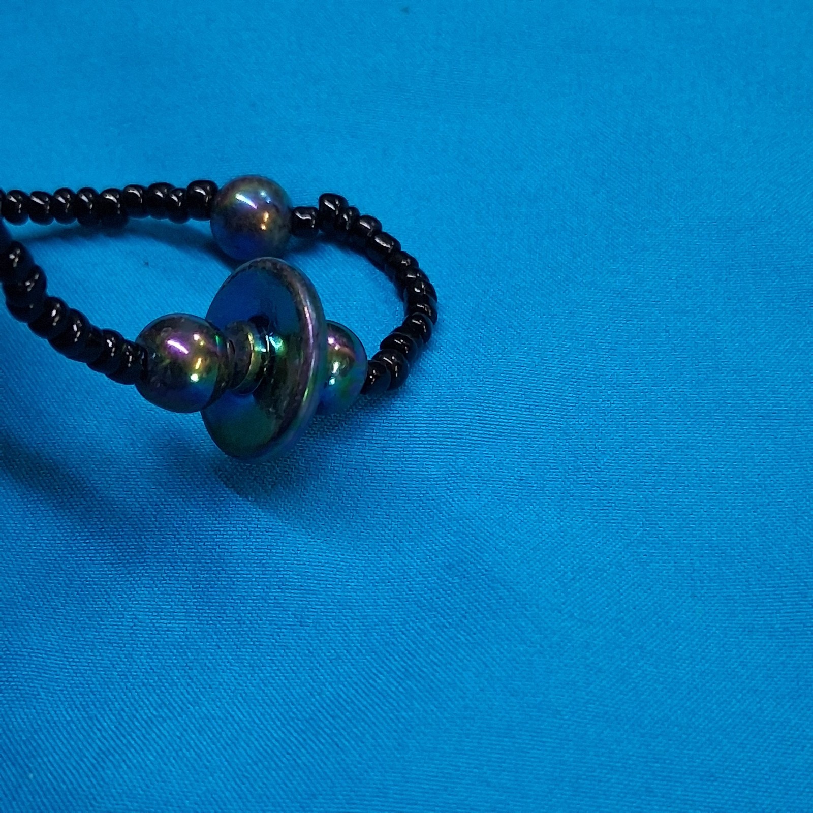 Vintage Black Channel Set Bead Purple Iridescent Accent Stretch Bangle Bracelet