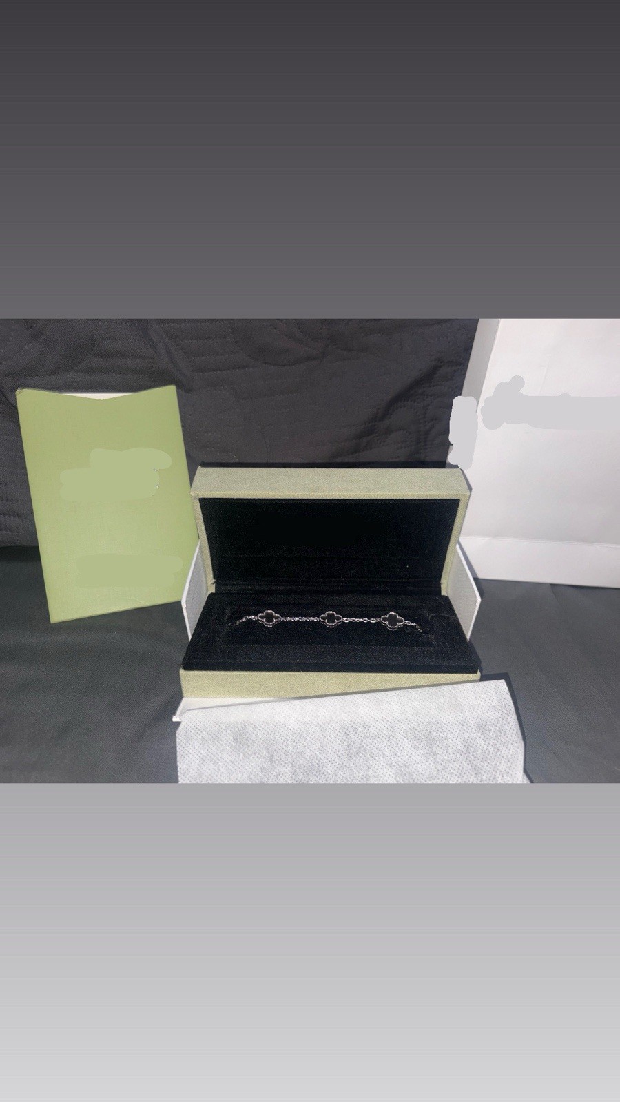 Clover Bracelet Gift Box Set – Elegant Everyday Bracelet