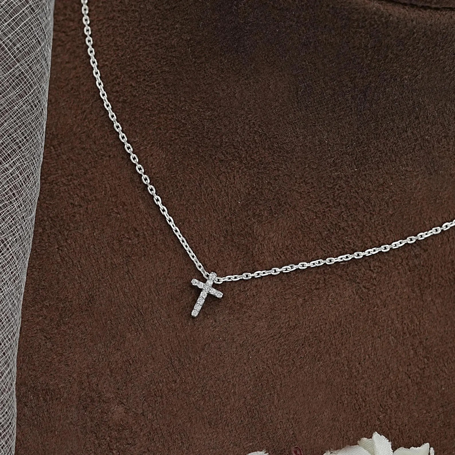 1.00 Ct Round EF VS Lab Grown Diamond Cross Shape Necklace in 14K White Gold
