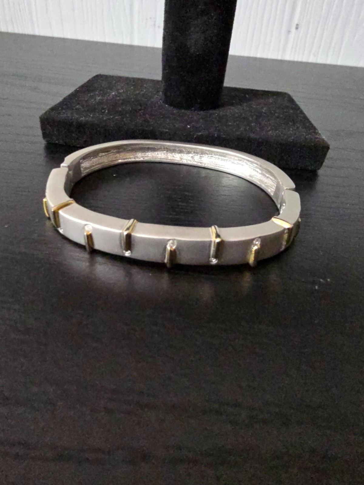 Mixed metal materials and colors Lot of 9 bracelets