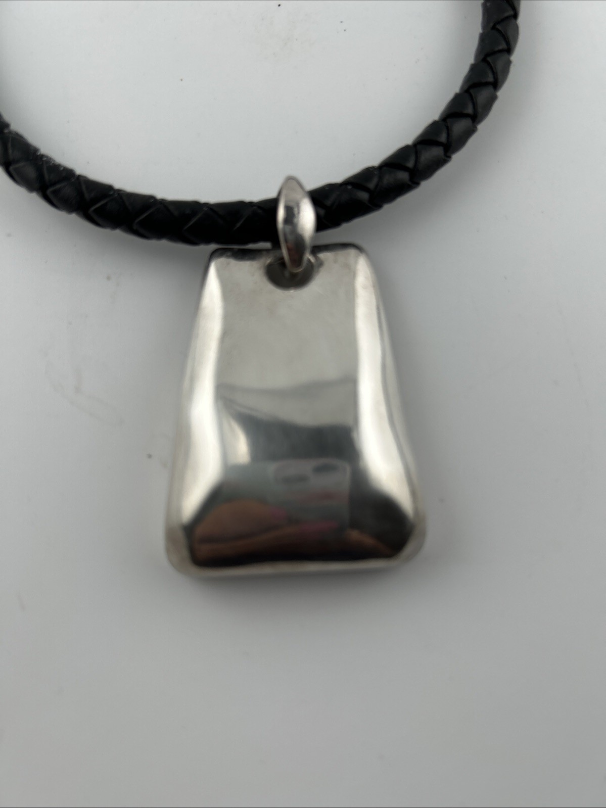 1992 CHICO’S Silver tone Bold statement pendant leather cord necklace