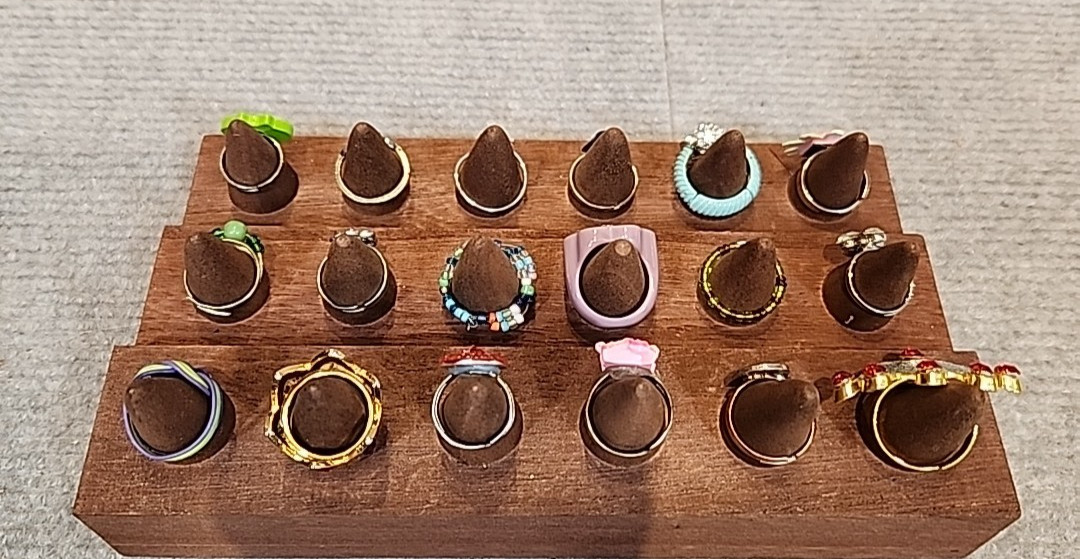 Jewelry 18 Rings Girls Collection Adjusts Sized Stretch Lot #111 See Description