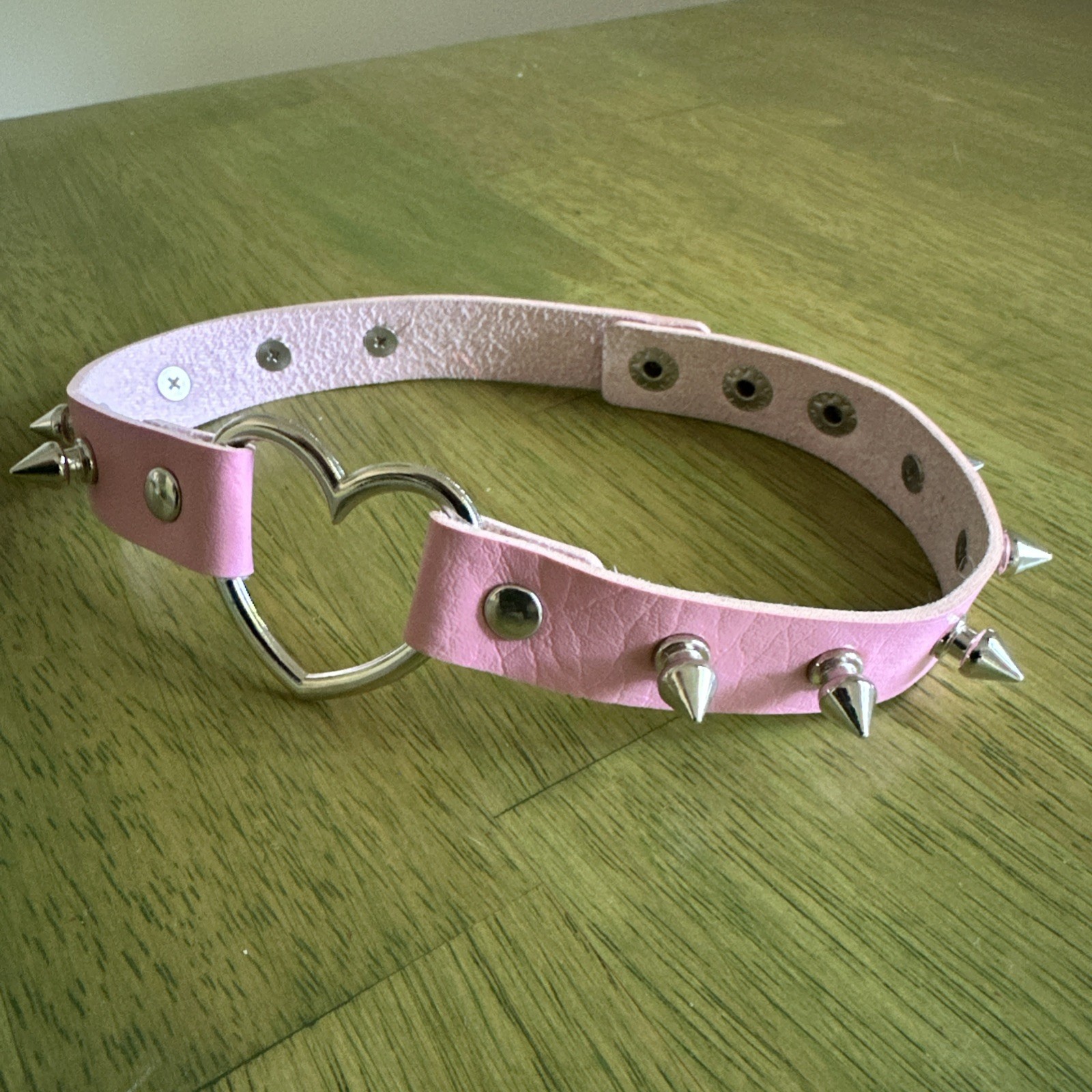 Gothic Stud PU Leather Choker Pink Love Heart Necklace Adjustable Women Collar