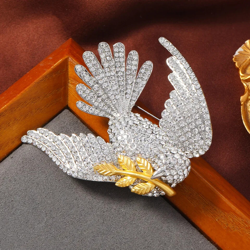 Rhinestone Design Dove Brooch Women’s Summer Accessories Bird Banquet Jewelry