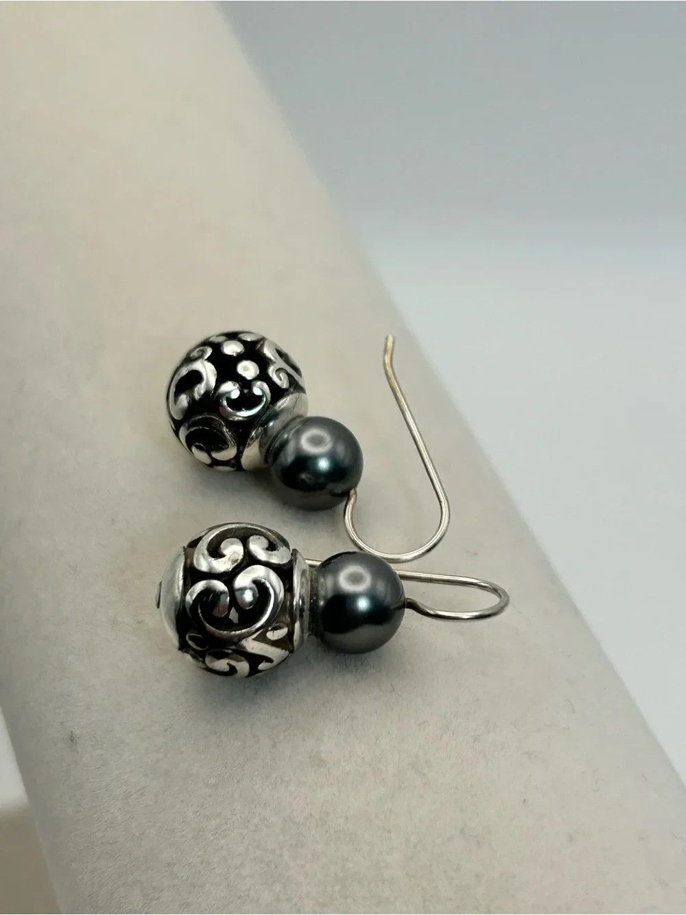 Brighton Contempo Gray Pearl Ball Earrings Silver Plated Dangle Drop 1″