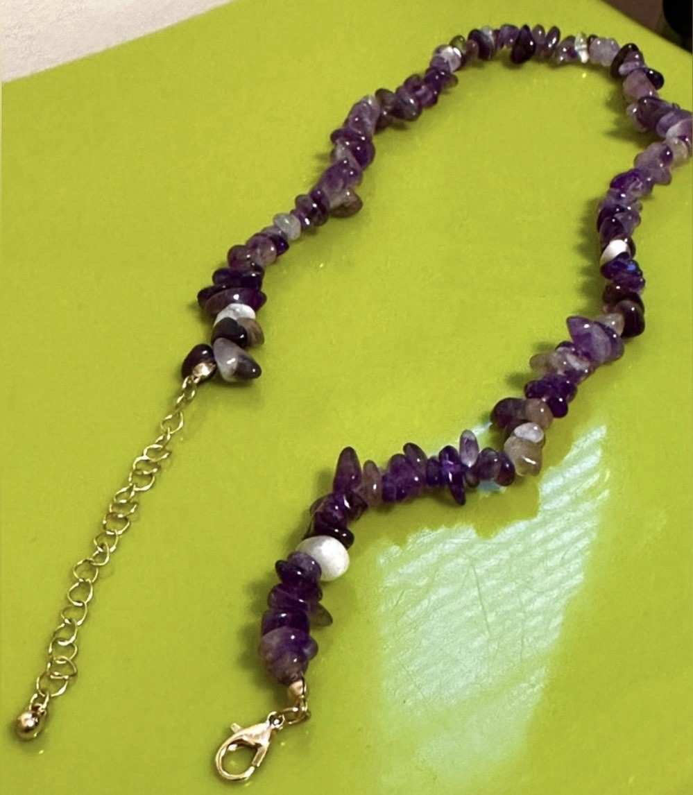 Purple Amethyst Chip Beaded Gemstone Necklace Adjustable Lobster Clasp Gold Tone