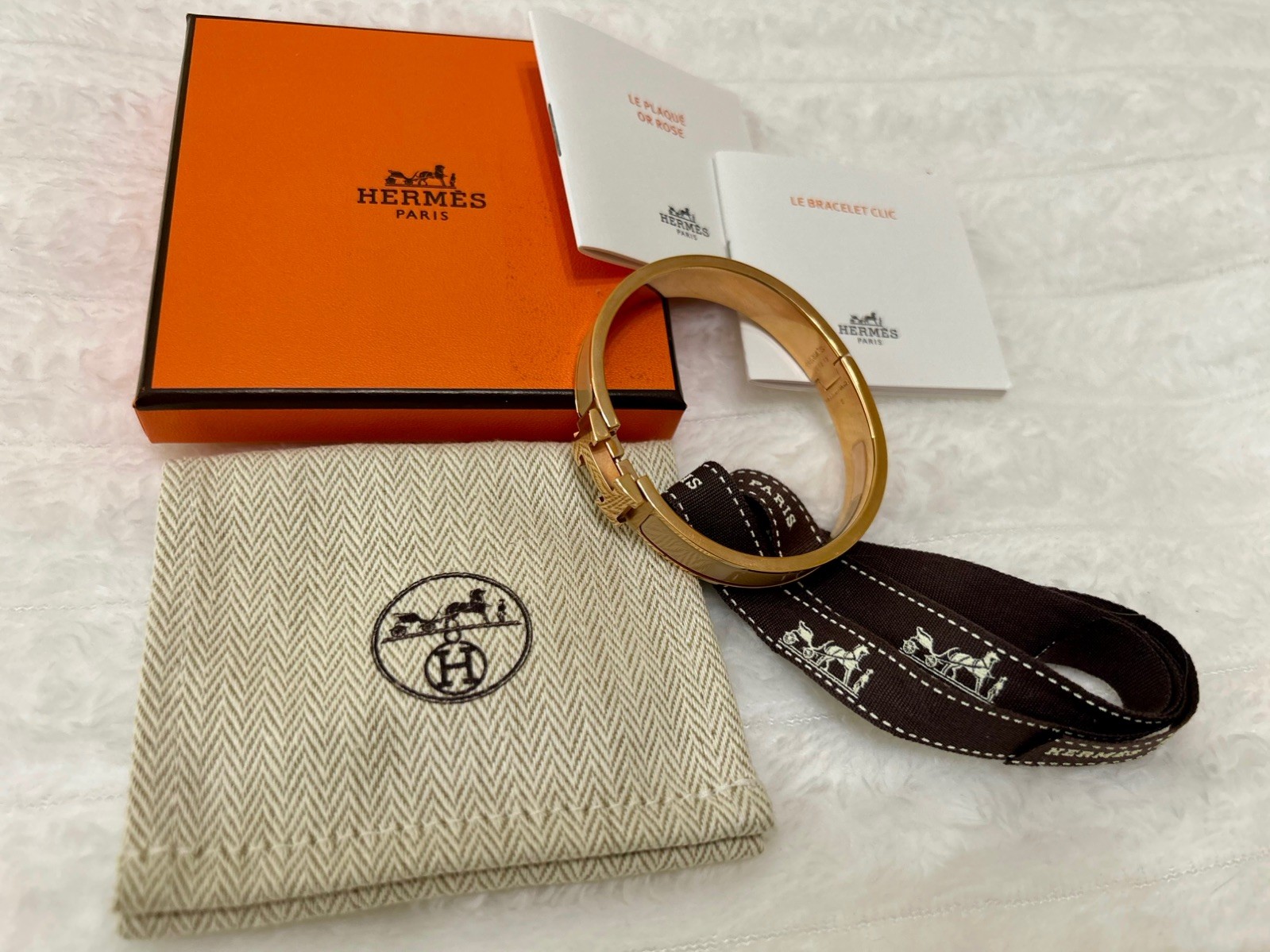 Rare Authentic HERMÈS Clic H Bangle Bracelet GM Sable Rose Gold HW – excellent