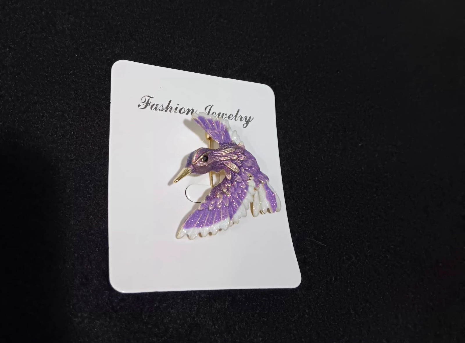 Woman’s Purple Winged Bird Brooch Pin (Fashion Jewelry)