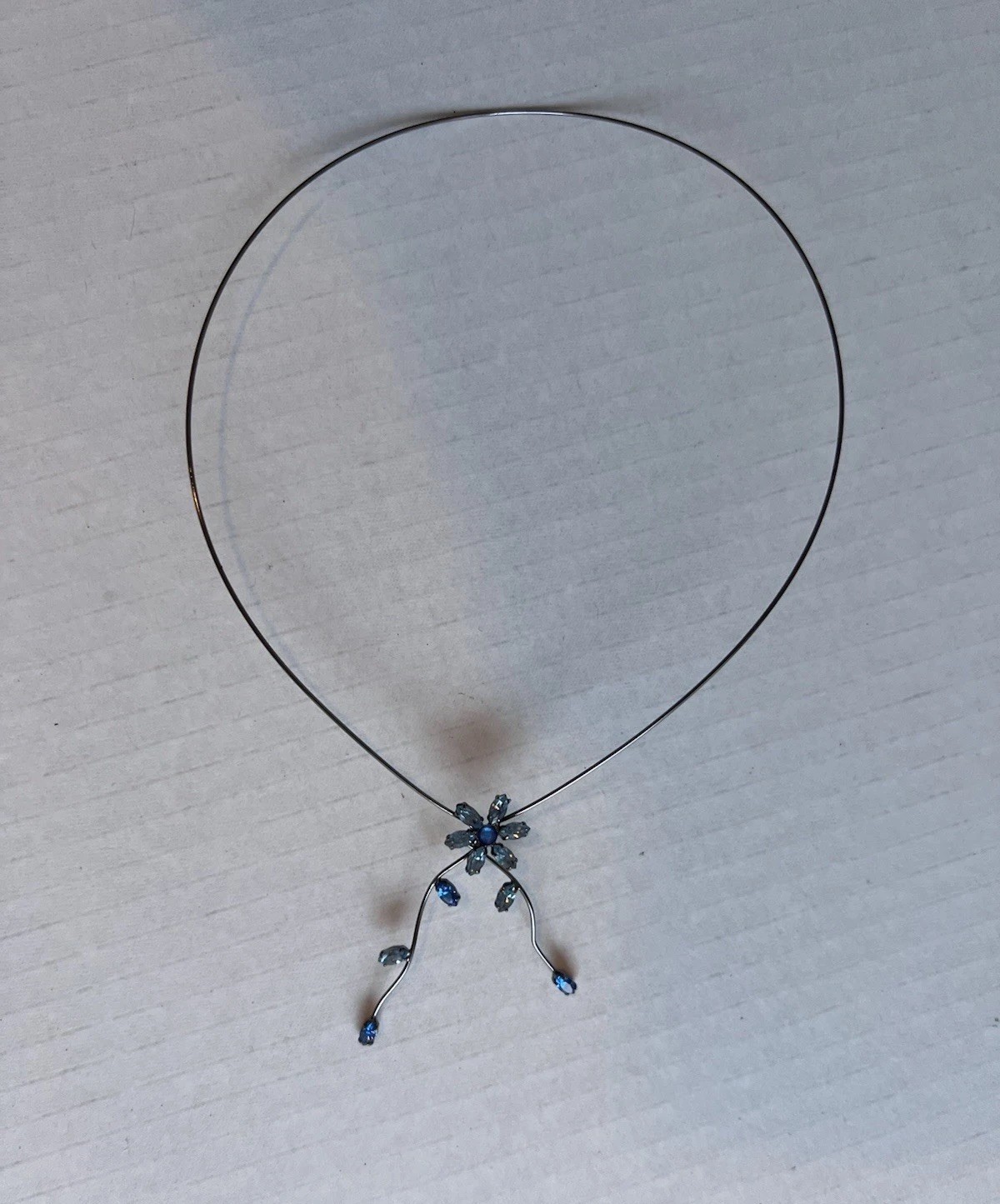Beautiful Blue Prong Set Rhinestone Slip On Wired Collar Necklace Dark Gray H3