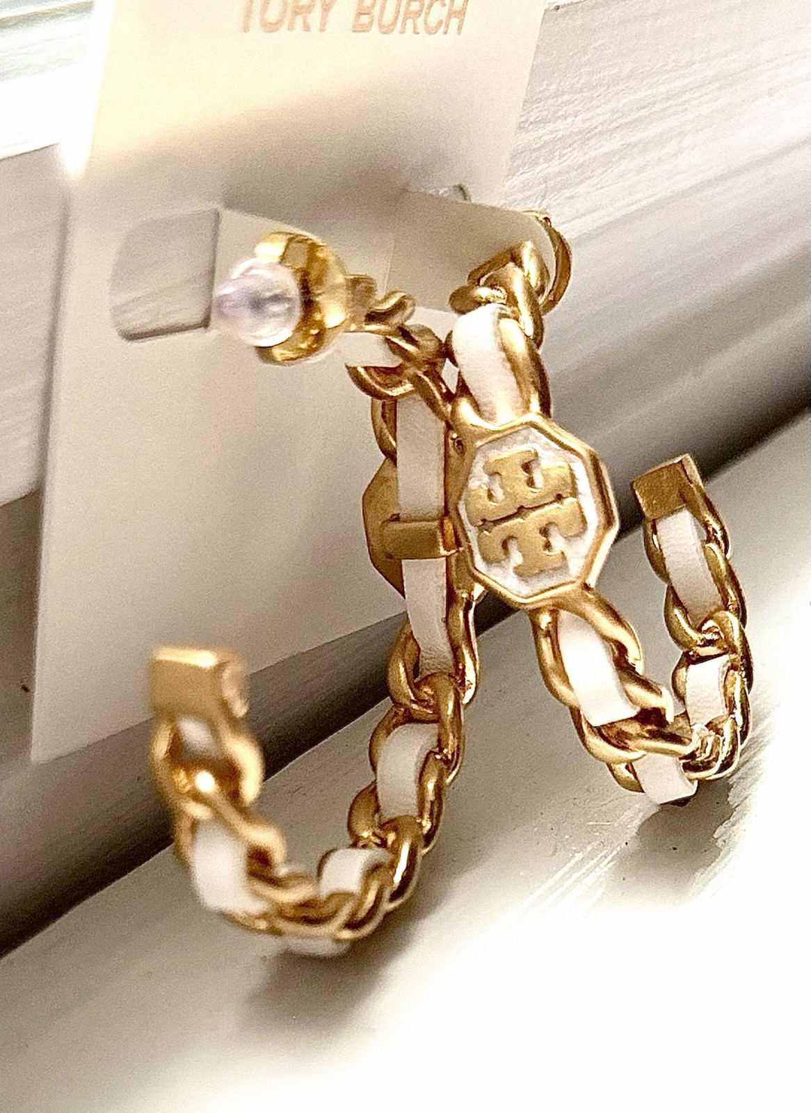 Tory Burch Gold Tone White Enamel Chain Link Hoop Earrings Butterfly Large Sexy