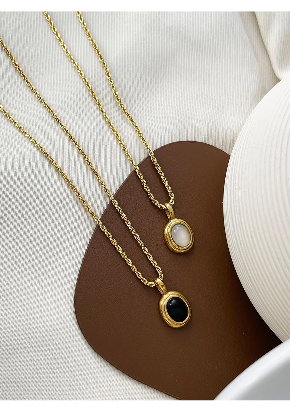 Oval Gem Stone Pendant Necklace Stainless Steel Gold Plated Twist Rope Jewelry