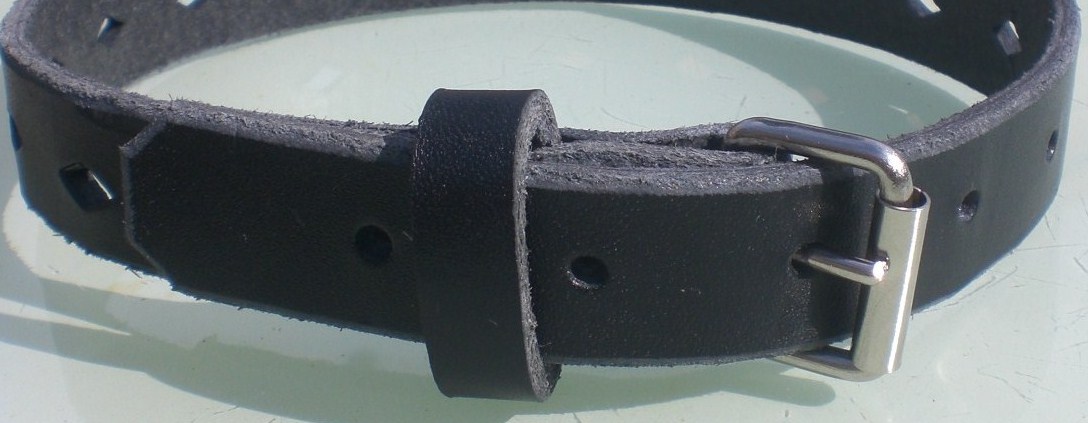 Real Leather Triple O or Heart Ring Choker Necklace Choice of Colours Handmade