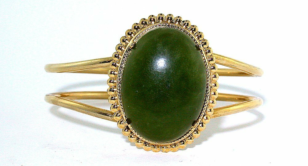 30×22 Canadian Jade Cabochon Spring Load 7 1/2 Inch Goldplated Cuff Bracelet
