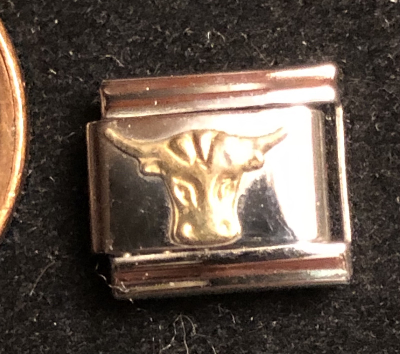 NOMINORO ITALIAN MODULAR CHARM: GOLDEN TAURUS THE BULL ZODIAC SIGN