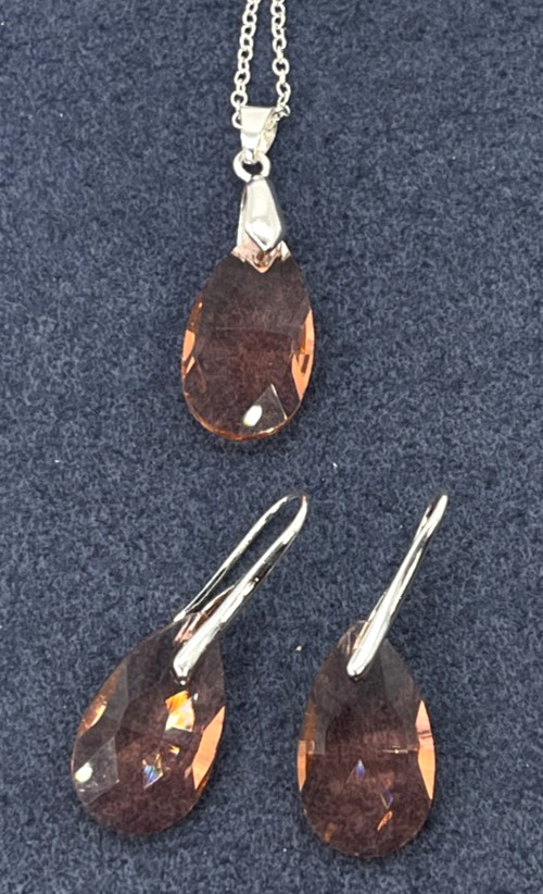Necklace/Earrings 925 Silver Peach Color Faceted Teardrop Crystals 20″ Ear 1.5″
