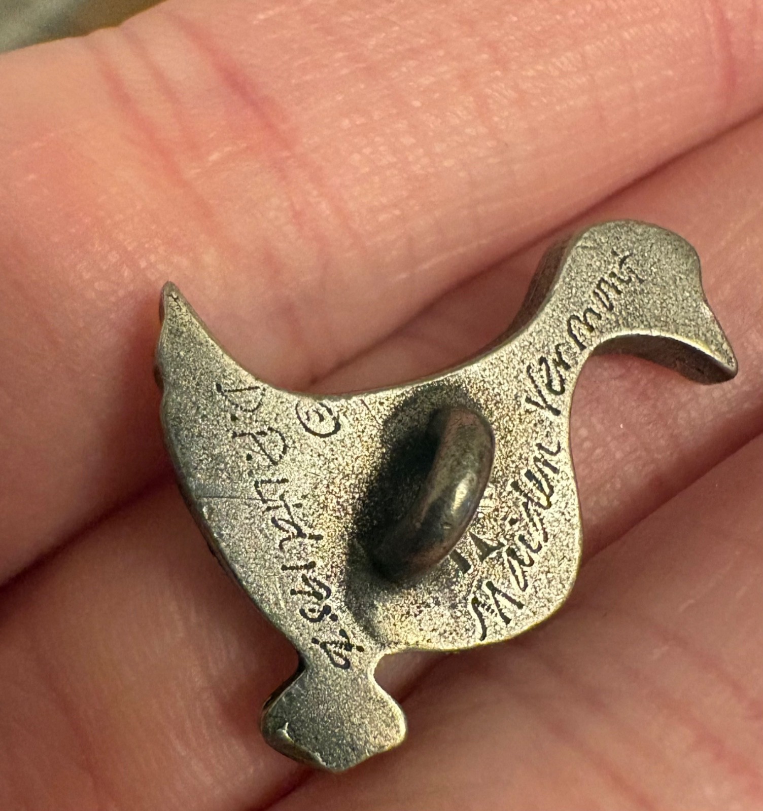 Vintage Pewter Duck Pendant 0.75″ Maiden Vermont Signed DP Ltd 1986 Danforth