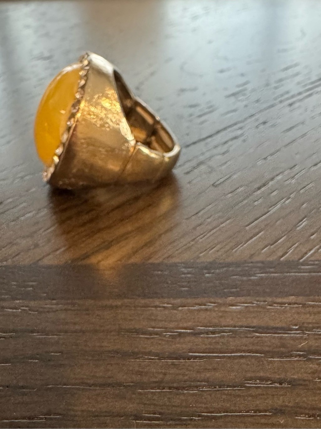 Stretch Statement Ring Yellow Crackle Resin Rhinestone Halo Size 7–7.5