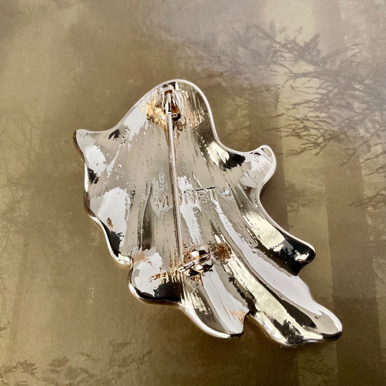 Monet Signed Halloween Ghost Pin Gold Tone & White Enamel Spooky NEW