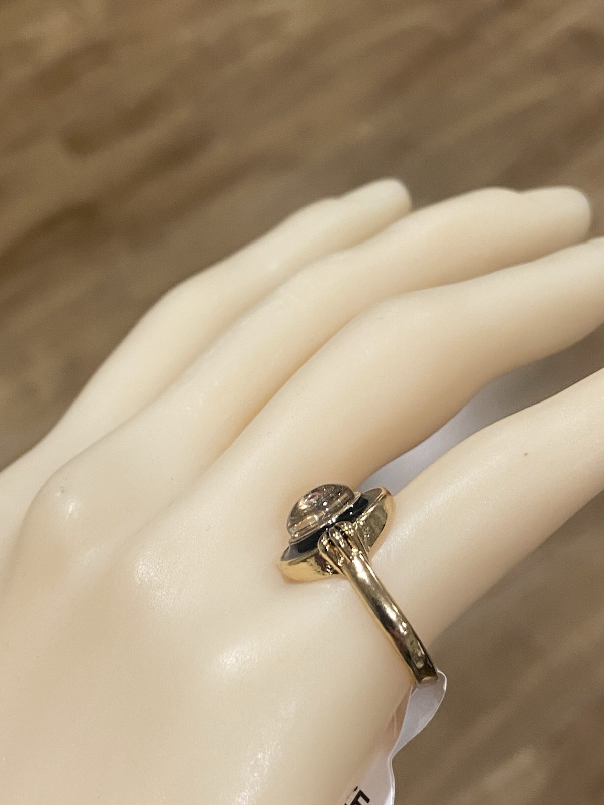 Elegant Gold-Plated Copper Mood Ring | Black Enamel & Oval Glass Stone Size 6