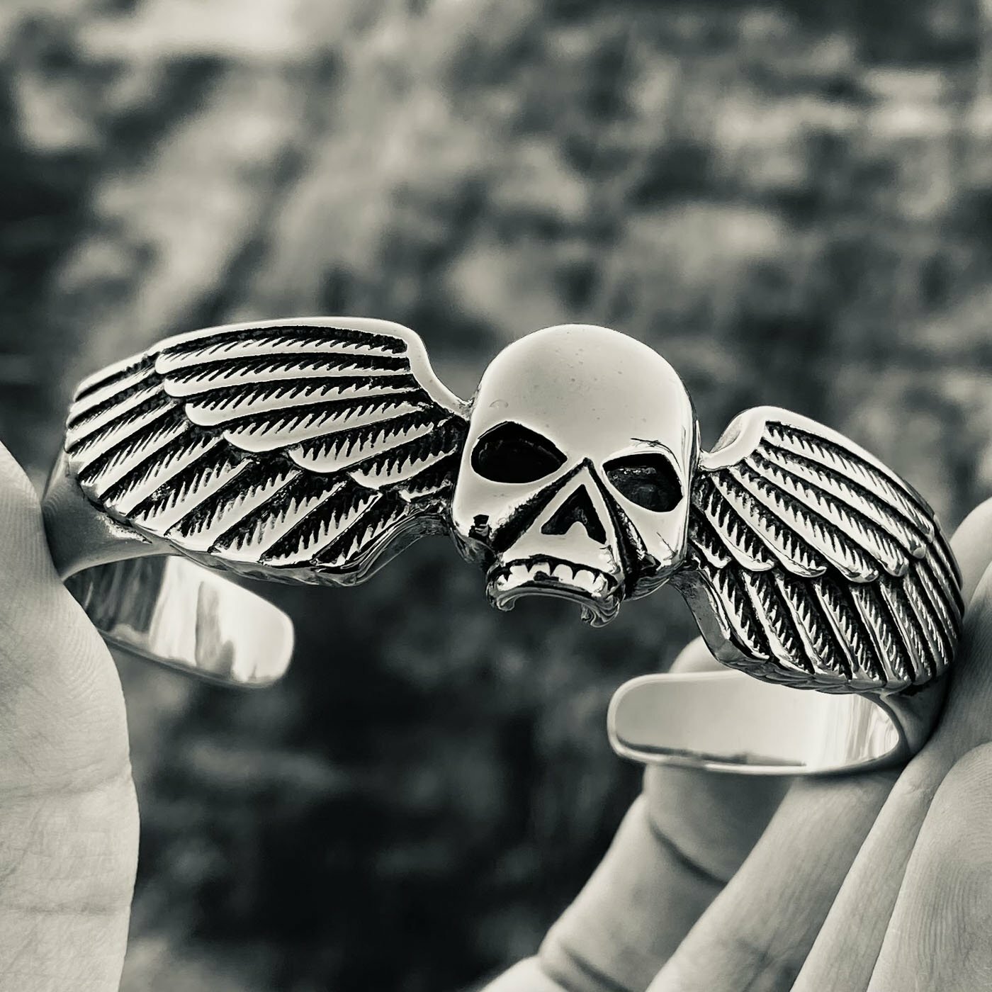 MENDEL 8 Inch Mens Stainless Steel Motorcycle Biker Skull Cuff Bangle Bracelet