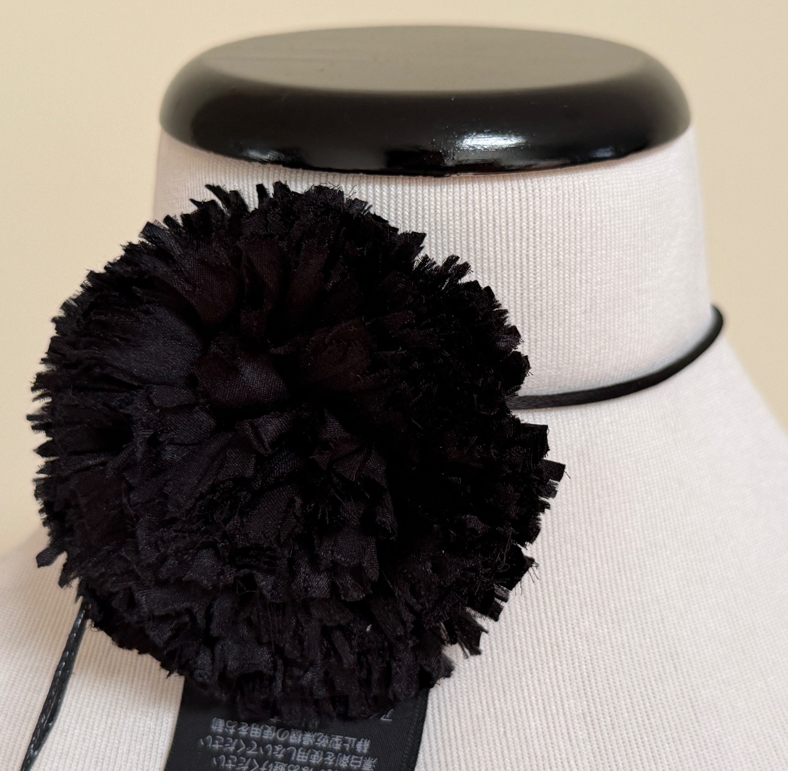 NWT Saint Laurent YSL Crumpled Silk Flower Jet Rose Runway Choker Necklace $1295