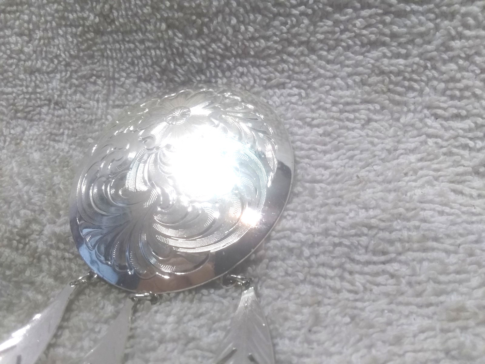 Montana Silversmiths Serling Silver Plate Broch Pin Silver Dangle Fathers Great