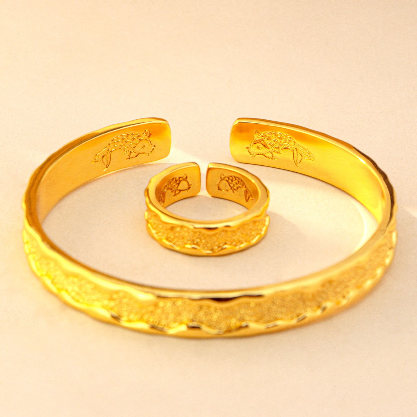 22K 23K 24K Thai Baht Yellow Gold ring with simple opening adjustment
