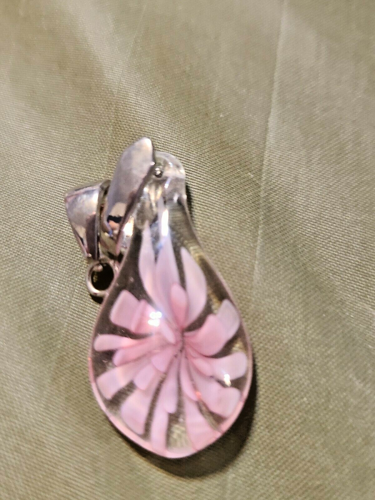 Beautiful NEW Pink Art Glass Pendant Small Teardrop Shape Clear #2589