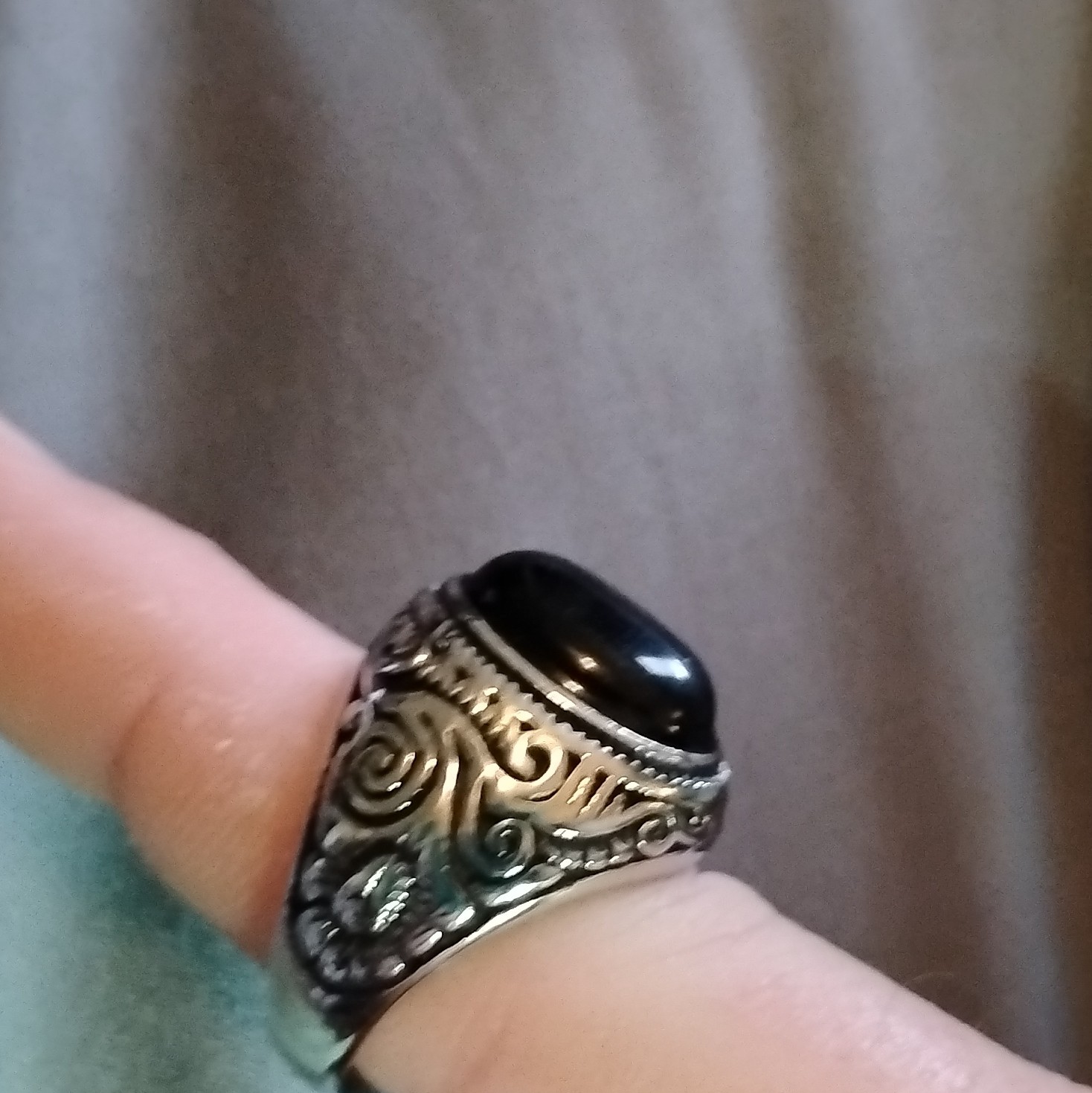 Outlaws Amsterdam Stainless Steel Signet Men Ring Oval Black Onyx Bezel Size 11
