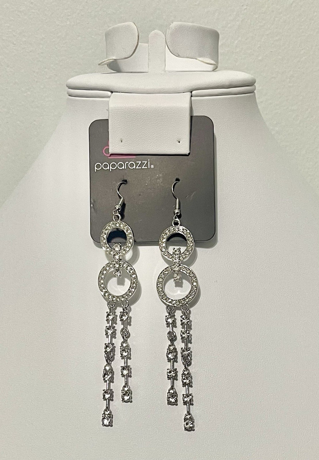 Paparazzi Chic Crowd-White Earrings