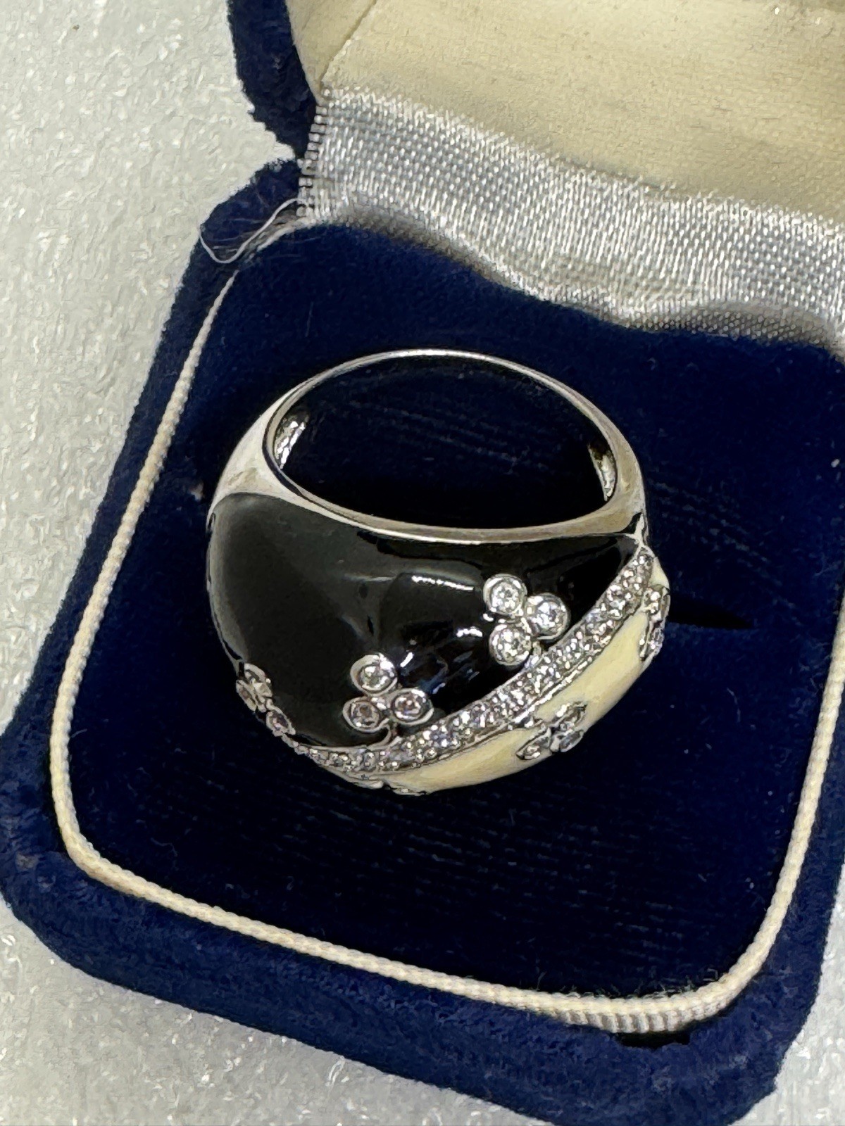 Sterling Silver Cream Black Enamel Rhinestone Dome Ring Size 7.5