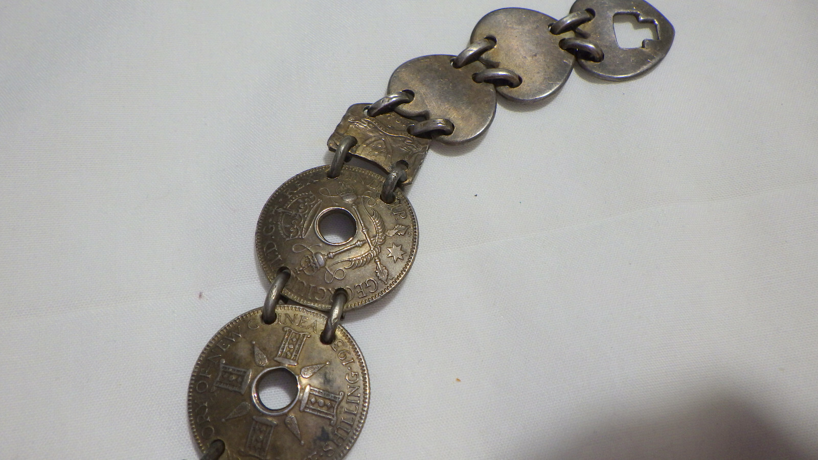 AUSTRALIAN COIN DESIGN BRACELET IN SILVER 7″ SHILLINGS FROM 30’S