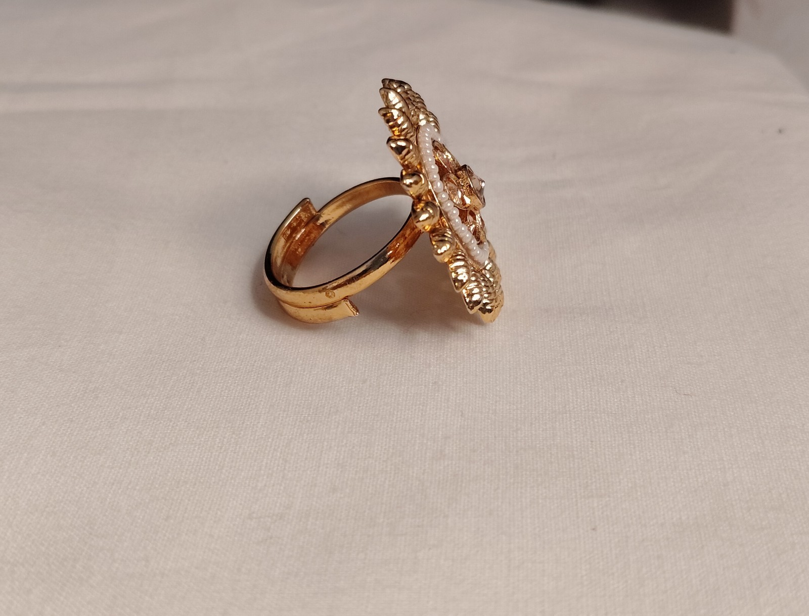 Nayla Traditional Indian Wedding Ring of Polki Gold Roz Jewellers.