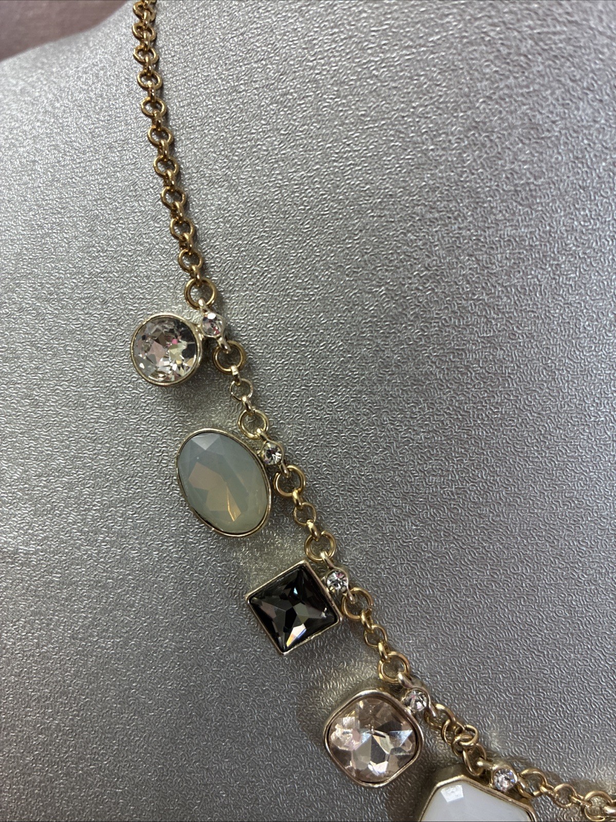 New Gold Tone & Multicolor Glass Rhinestone Necklace 18”+ Very Good Condition