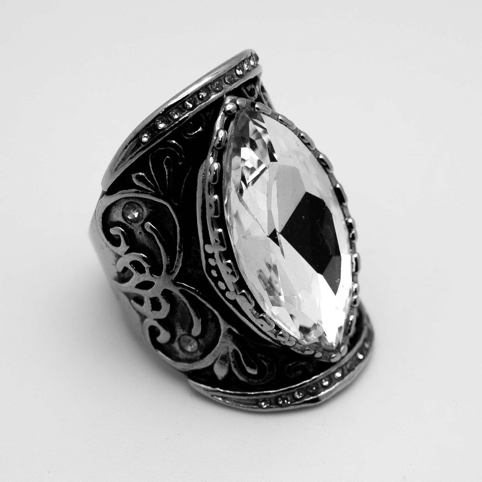 Ladies Big Crystal Fancy Design Ring Stainless Steel Jewelry 103