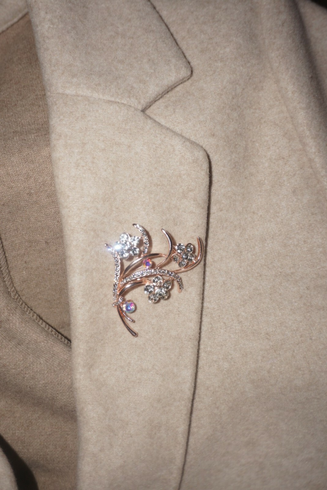 vintage style rose gold rhinestone crystal brooch collar badge pin