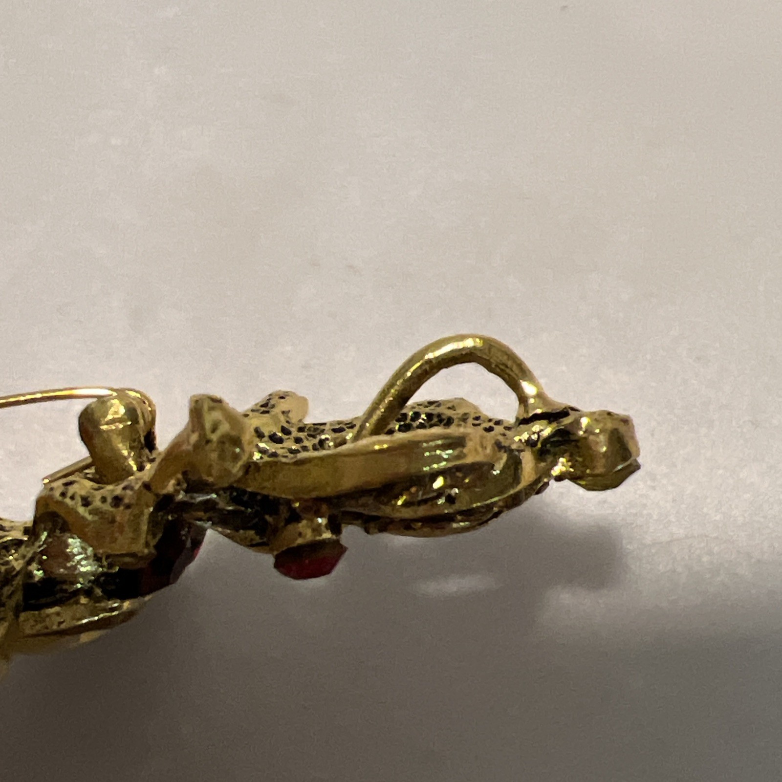Queen Bee Brooch Crown Gold Tone Insect Pin Red Yellow Blue