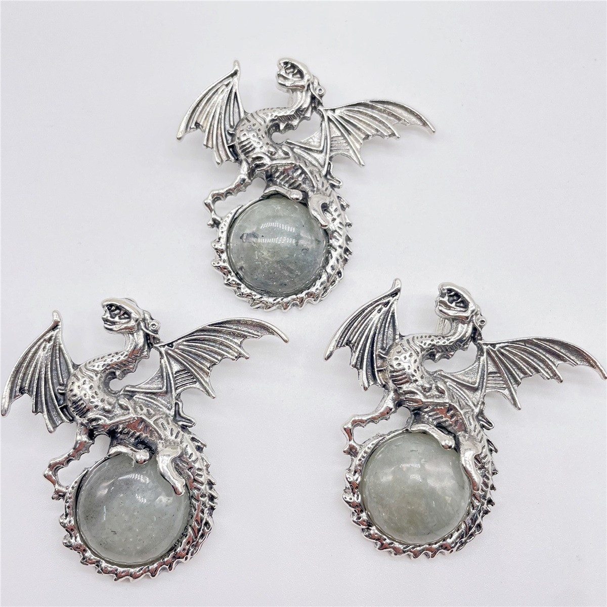 10pcs Mixed Natural Stone Flying Dragon Pendants Healing DIY Jewelry Making
