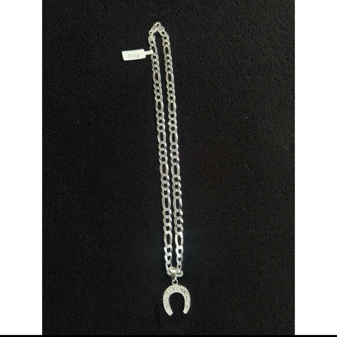 Silver Tone Figaro Chain Necklace Horseshoe Charm Pendant Lobster No Stone