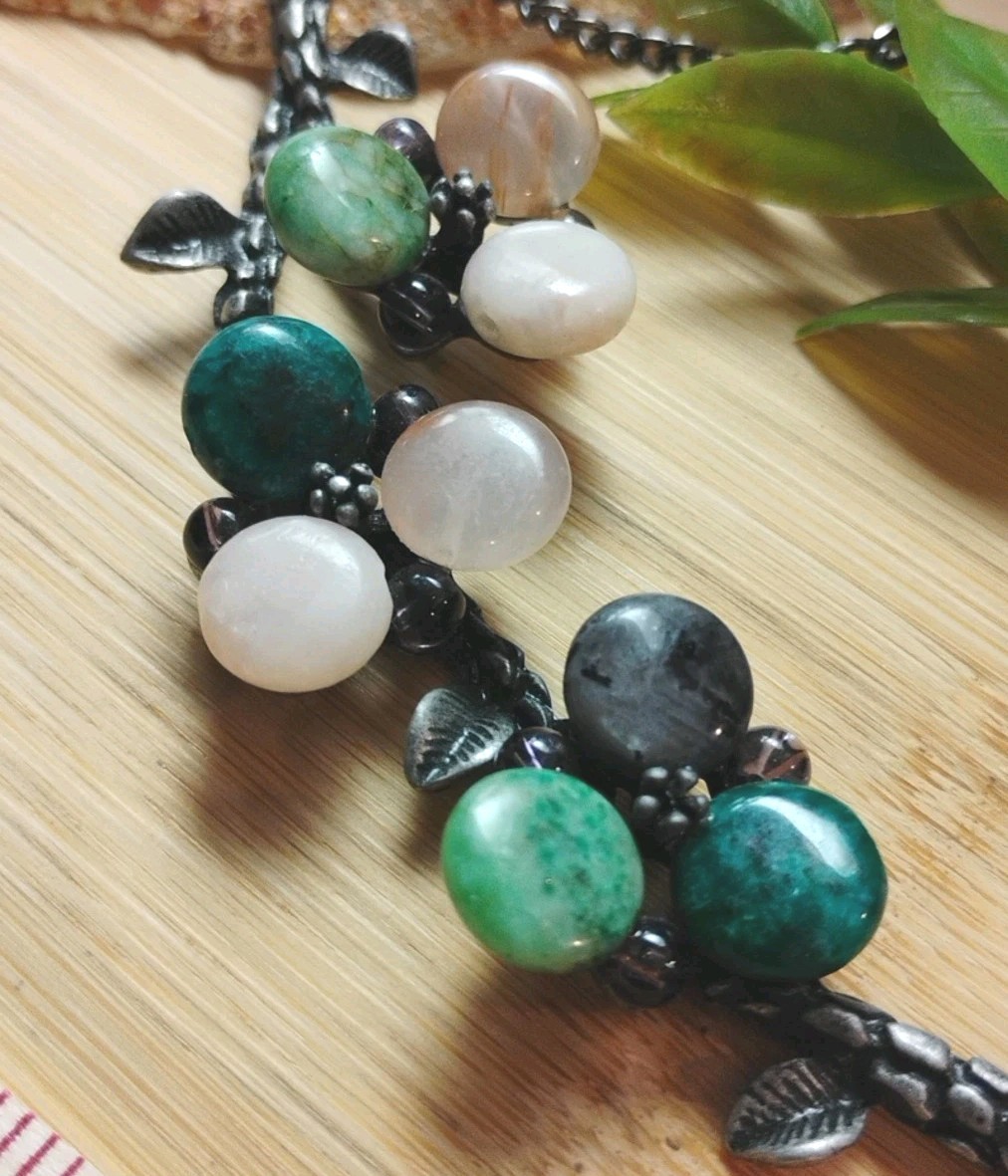 Artistic Real MIXED STONE Accents on Branch Shaped Pendant 16″ Chain Necklace!
