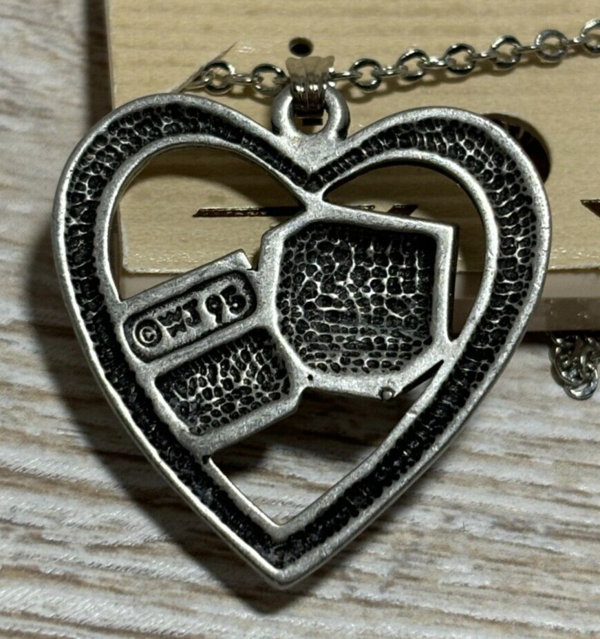 WWJ 95 Lucky Jackpot PEWTER Dice Gamblers Heart Necklace NEW Vegas