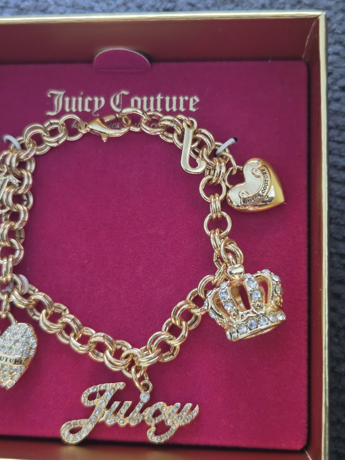 Juicy Couture Gold Tone Charm Bracelet Crystal Dangle Adjustable Fashion