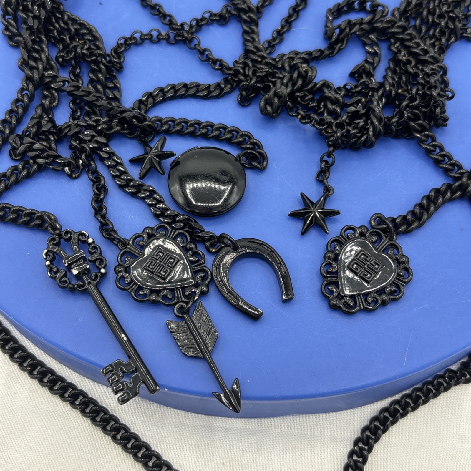 Givenchy Black Layered Chain Charm Necklace 26” Key Horseshoe Arrow Star Y2K