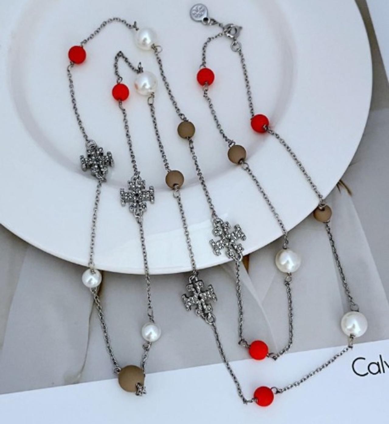 New Burch Kira Silver And Pearl And Red Bizu Long Necklace with Pouch 98Cm