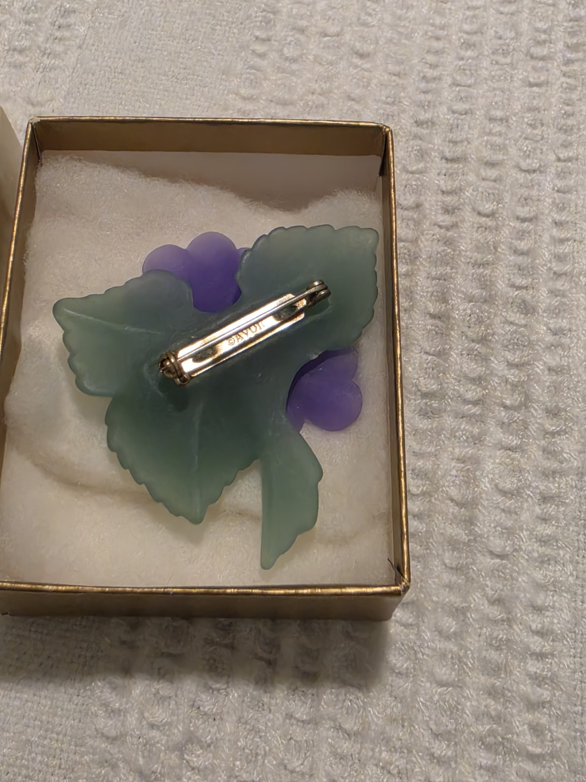 Vintage 1983 Avon “Sweet Violet” Brooch Pin- Great Condition!