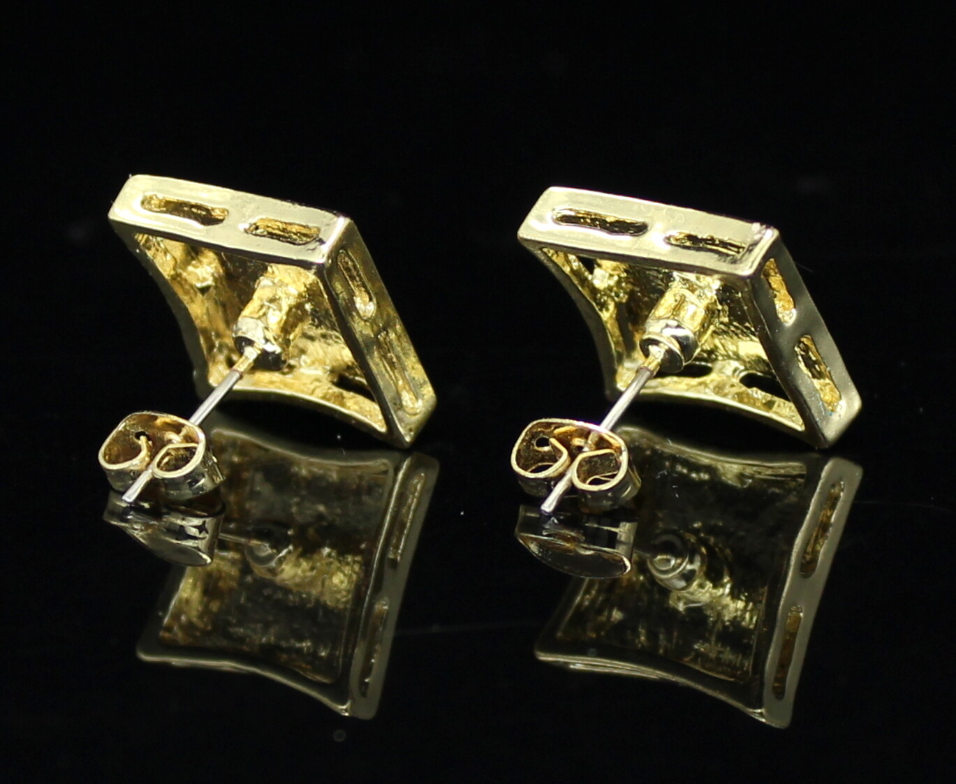 Mens Medium Kite Shape 15mm Earring 14k Gold Plated HipHop Push Back CZ Studs