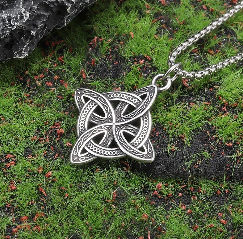 1pc Irish Celtic Knot Amulet Necklace Silver Witch Pendant Lucky Jewelry Gift